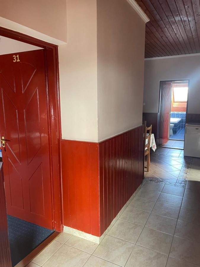 Karikas Hotel Hajdúszoboszló Exteriör bild