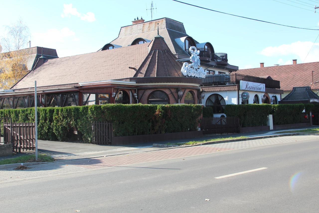 Karikas Hotel Hajdúszoboszló Exteriör bild
